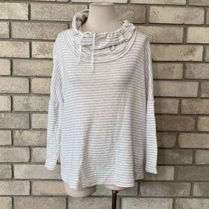 3for$20 sweater junior medium